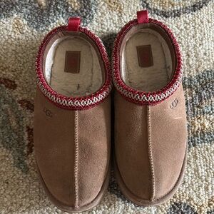 Ugg Tazman Chesnut Slippers